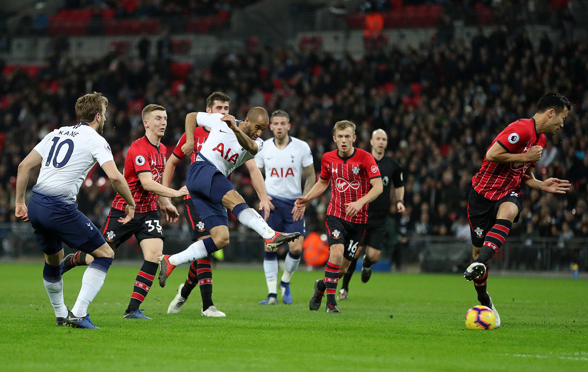 拜仁在控球 拜仁在控球